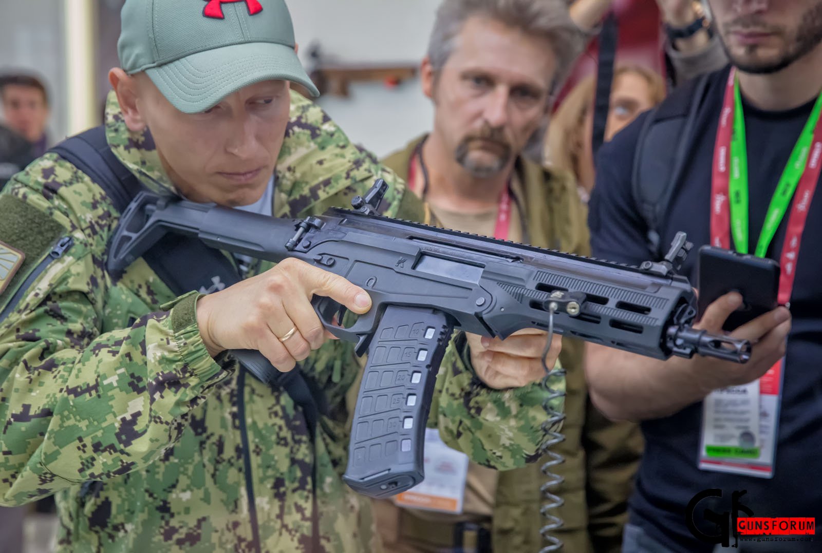 Автомат 2018. Ам-17 и АМБ-17. АМБ-17 автомат. Калашников ам-17 автомат малогабаритный. Автомат Драгунова 2020.